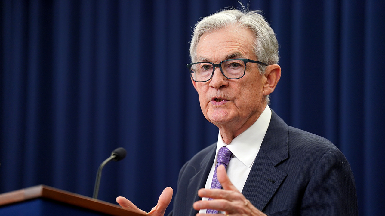 WATCH LIVE: Fed Chair Jerome Powell holds a press conference after final meeting of 2025