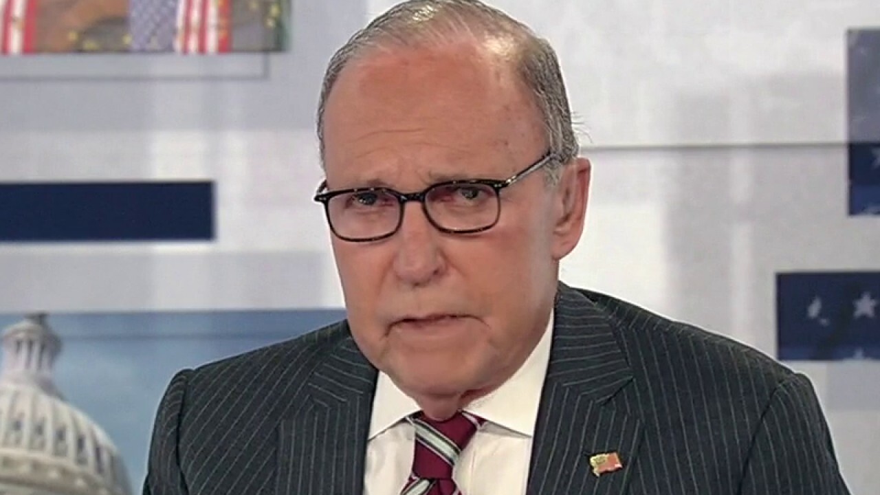 FOX Business host Larry Kudlow gives his take on a poll showing voters favor GOP candidates on 'Kudlow.'