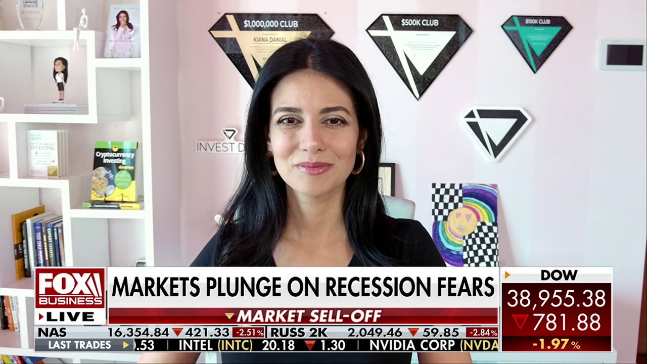 Invest Diva CEO Kiana Danial provides a pulse check of the volatile U.S. markets as investors’ recession fears continue to grow on ‘Cavuto: Coast to Coast.’