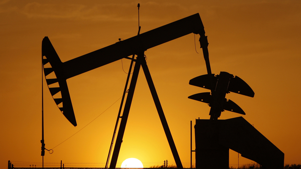 Oil prices to continue decline
