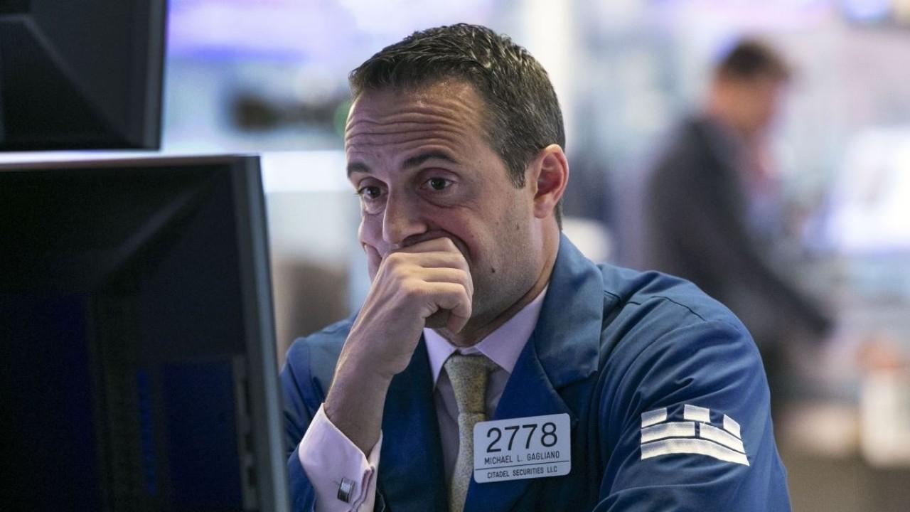 Now not time to buy stocks: Dennis Gartman