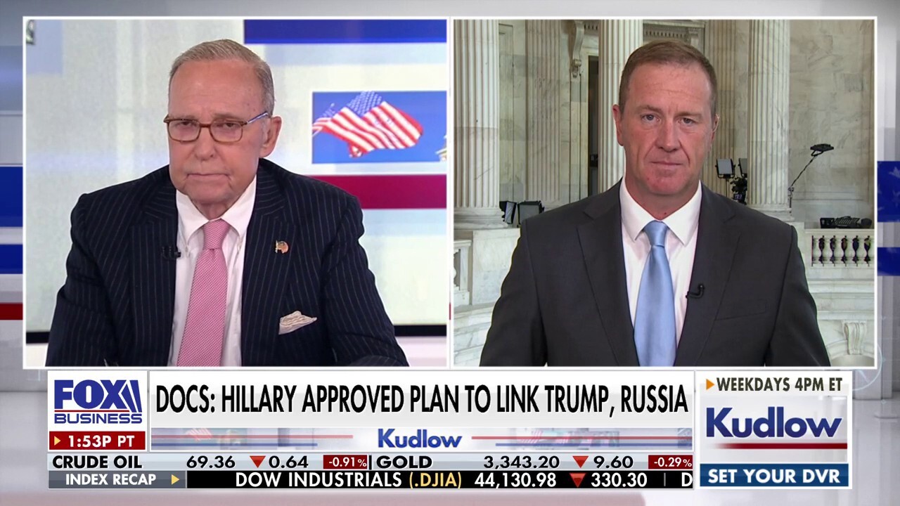 There's a 'reckoning coming' over Trump-Russia collusion 'hoax,' says Sen. Eric Schmitt