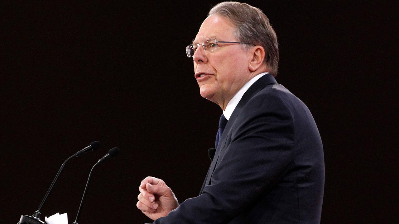 NRA’s LaPierre accuses Democrats of exploiting Florida shooting