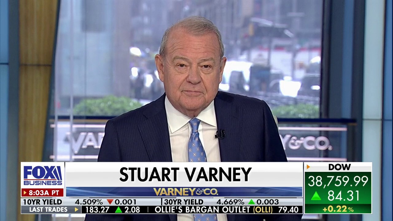 Varney & Co. host Stuart Varney discusses the Chicago Teachers Union new contract negotiations with the public schools system.