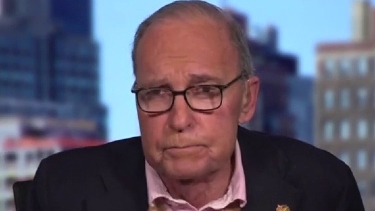 'Kudlow' host Larry Kudlow discusses Russian oil imports into the U.S. and the impact of Biden's policies on the U.S. ahead of his State of the Union address. 