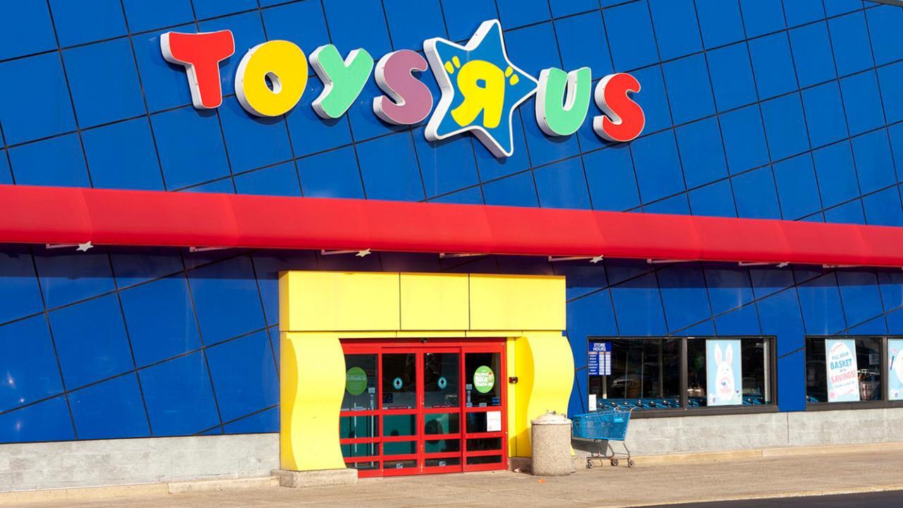 Former Toys ‘R’ Us CEO on which retailers will benefit from toy store’s demise