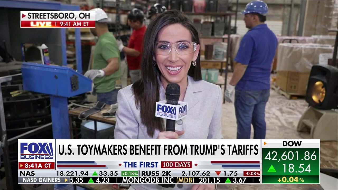 FOX Business’ Lauren Simonetti reports on the several ways American toymakers are benefiting from President Donald Trump’s tariffs.