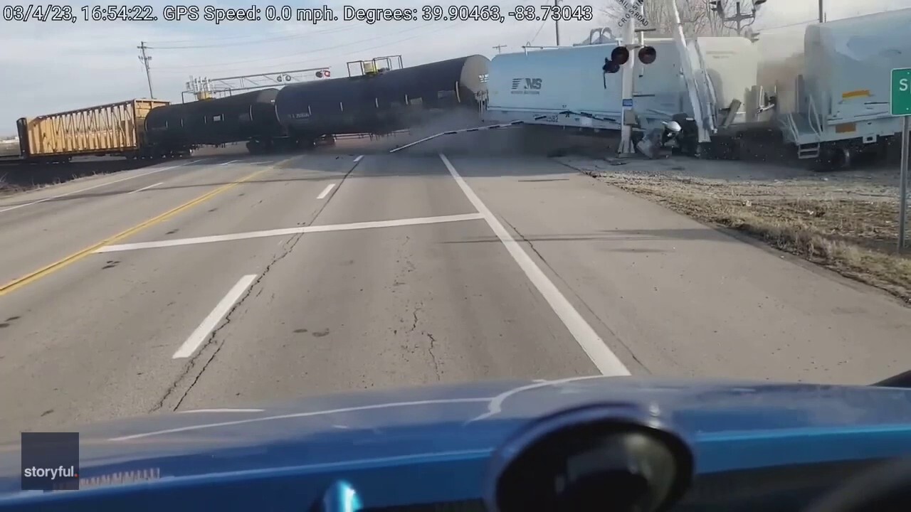 Dashcam video from Springfield, Ohio captured the moment a Norfolk Southern train derailed Sunday. (Timothy Taylor via Storyful)