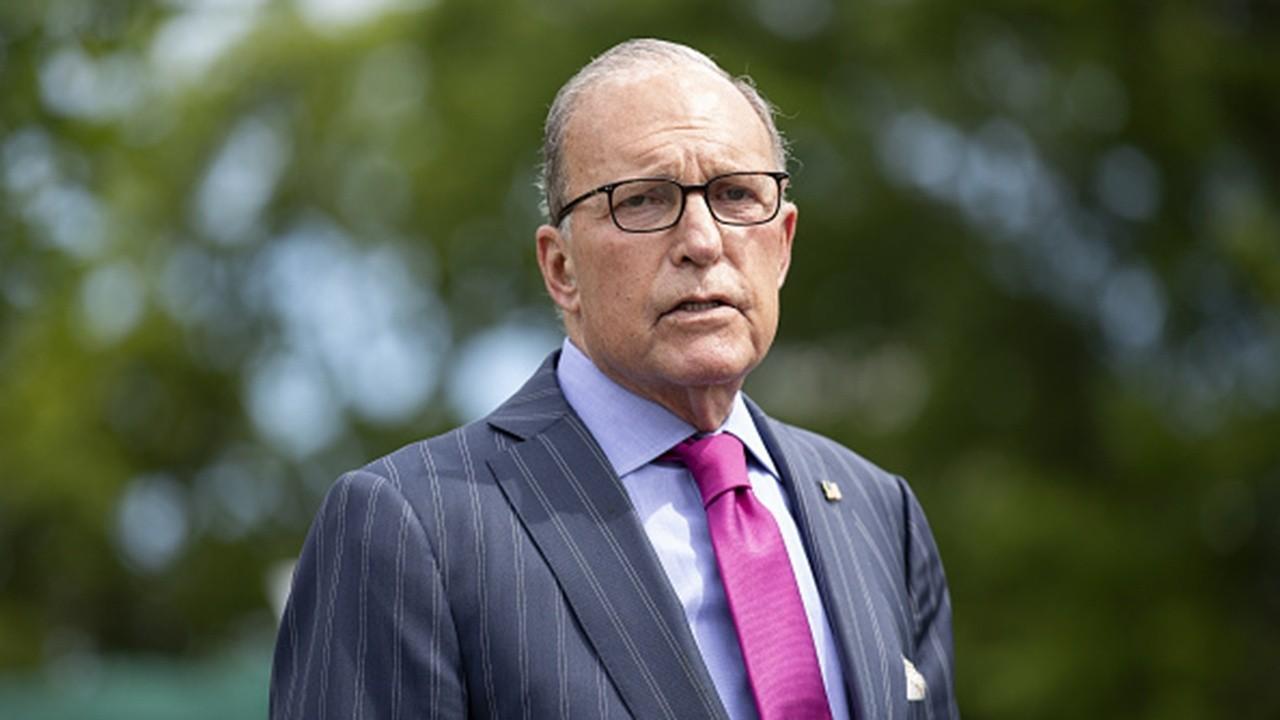 Kudlow: Government operations will continue as Trump quarantines