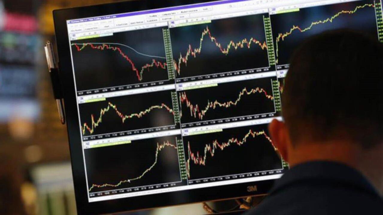 Wall Street junk bond concerns