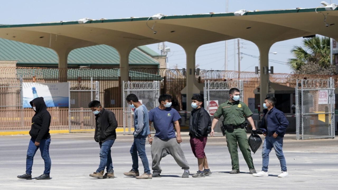 Southern border is a 'humanitarian crisis': Rep. Greg Murphy 