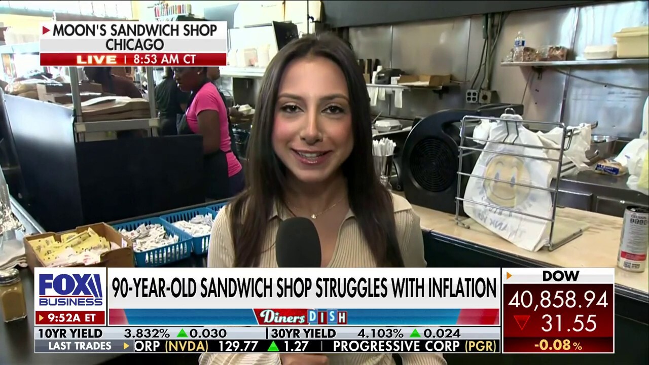 FOX Business’ Kelly Saberi reports from ‘Moon’s Sandwich Shop’ in Chicago, Illinois to discuss how small businesses are grappling with inflation. 