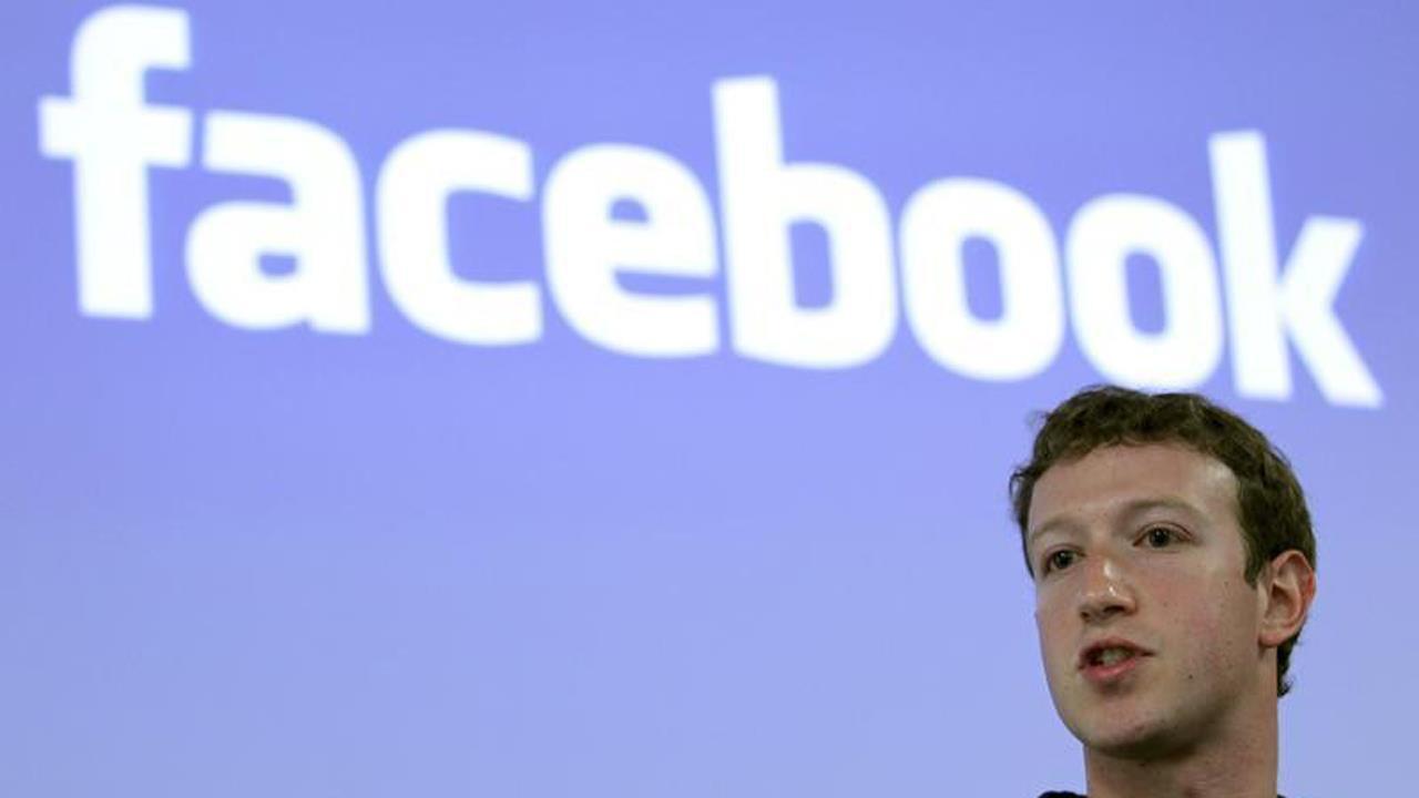 Mark Zuckerberg falls out of the top 10 in Fortune's top business leaders list