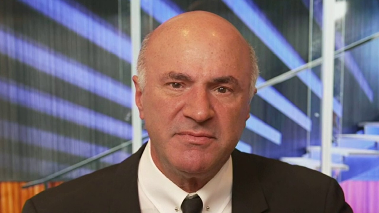 O'Leary Ventures Chairman Kevin O'Leary discusses inflation as the president touts Bidenomics, the 'downsizing' of America and division on college campuses. 