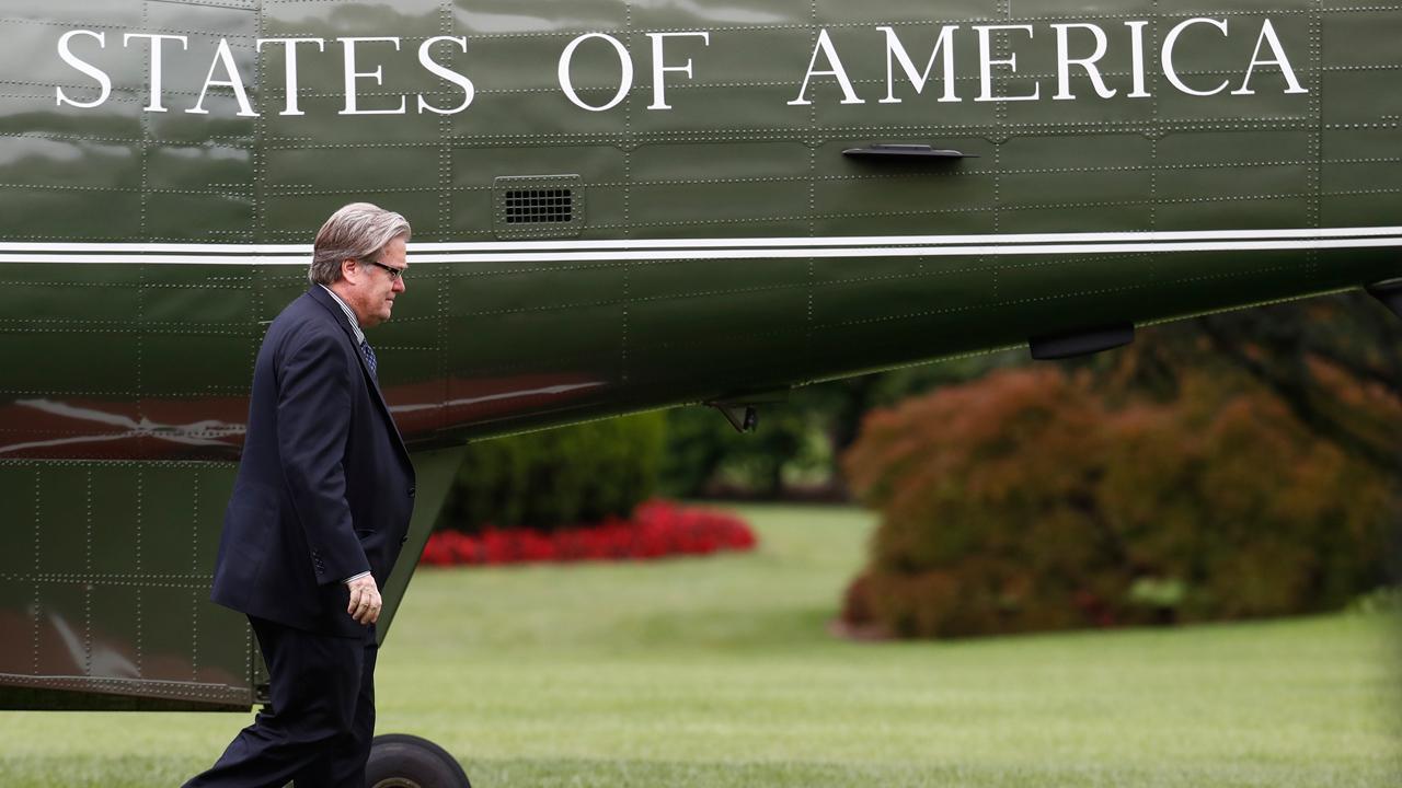 Steve Bannon’s White House exit boosts stocks