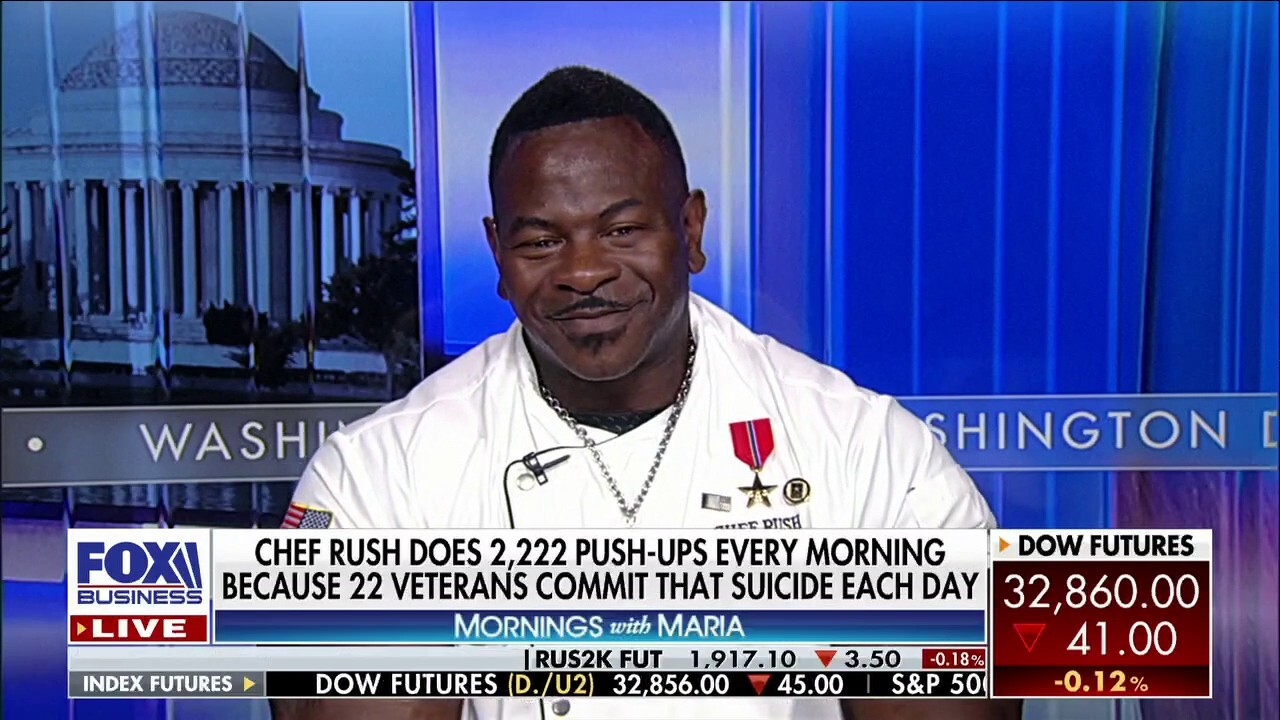 Chef Rush does 2,222 push-ups every morning to honor the 22 veterans that commit suicide daily