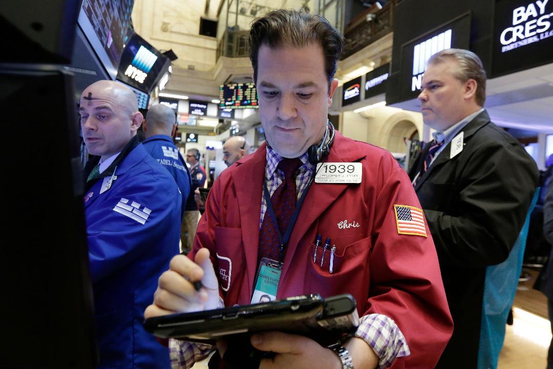 Gasparino: Analysts worried about sky-high valuation of tech stocks 