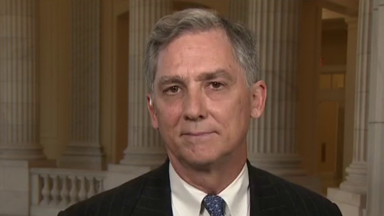 America dealing with 'fiscal policy insanity with no rules whatsoever': Rep. Hill 