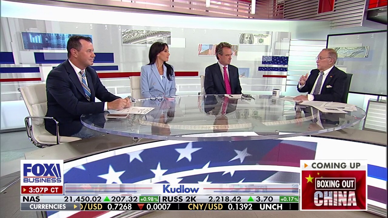Panelists Emily Compagno, Charlie Hurt and Joe Concha analyze the impact of President Donald Trump’s tariffs on the economy on ‘Kudlow.’