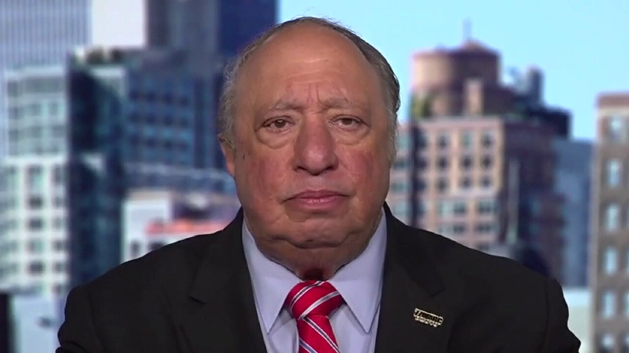 United Refining Company and Gristedes CEO John Catsimatidis says Biden would’ve gotten better oil results in Texas, Alaska or Canada.