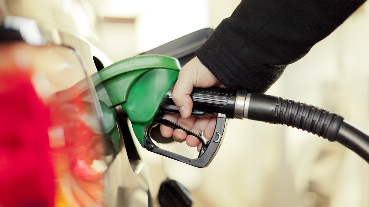Gas prices continue to rise as inflation surges in the U.S. FOX Business' Madison Alworth with more.