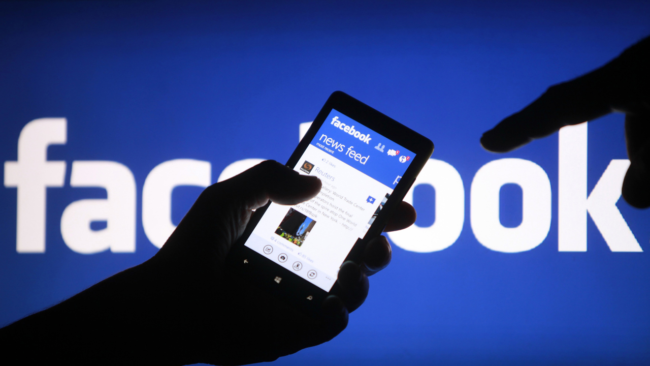Facebook posts big earnings beat in 1Q