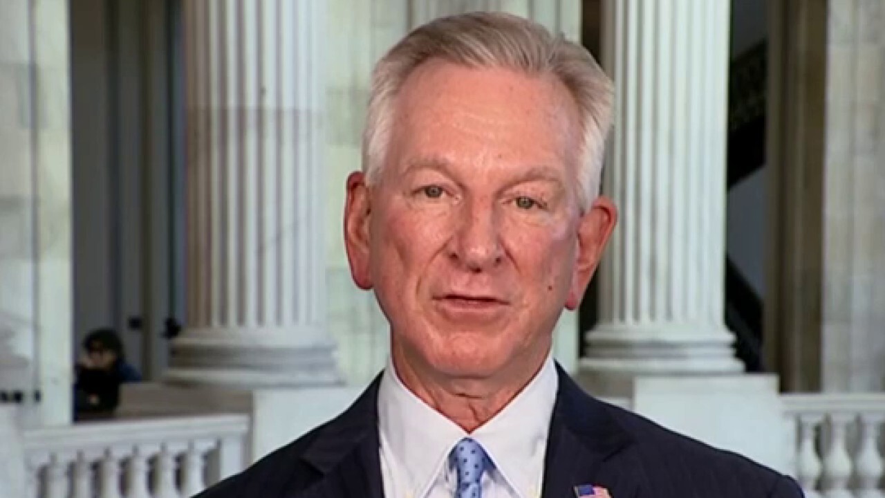  Sen. Tommy Tuberville, R-Ala., opens up about debate over the reconciliation bill and peace talks amid the Russia-Ukraine war on 'Kudlow.'