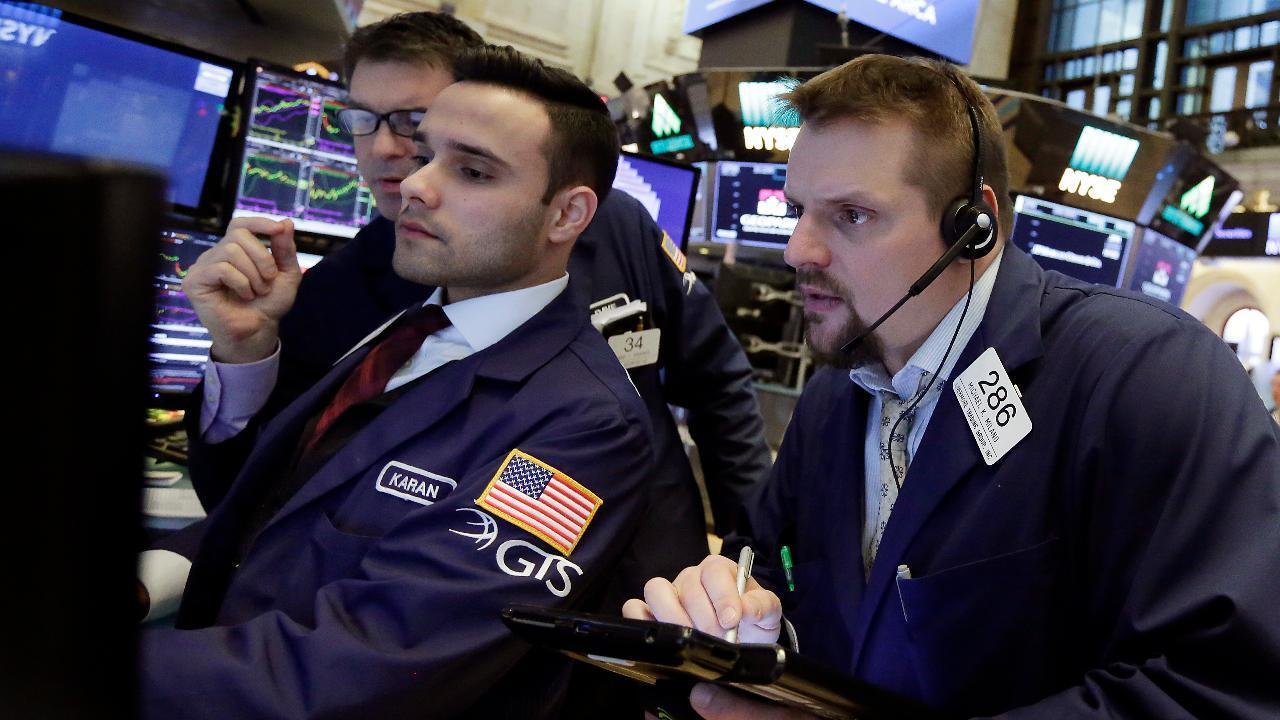 Stocks a buy despite trade tensions, partial government shutdown headlines?