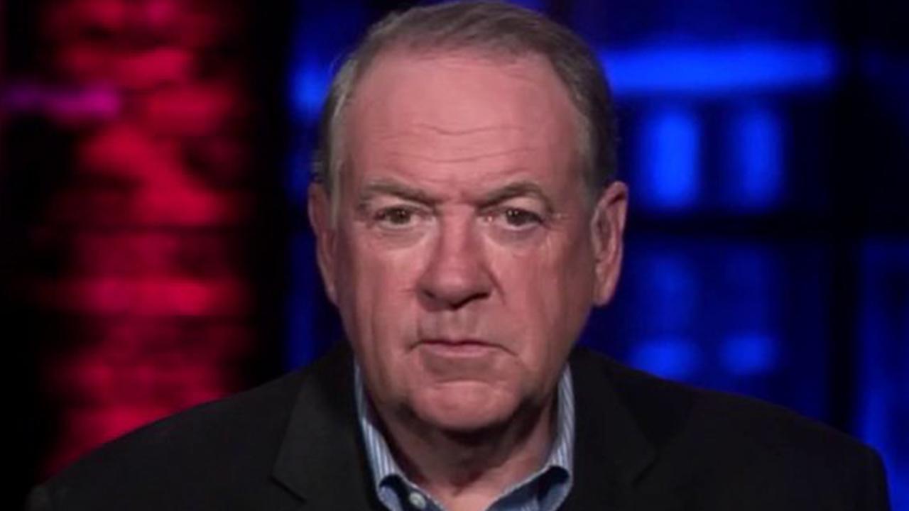 Huckabee: Democrats want to hurt Trump more than they want to help US workers 