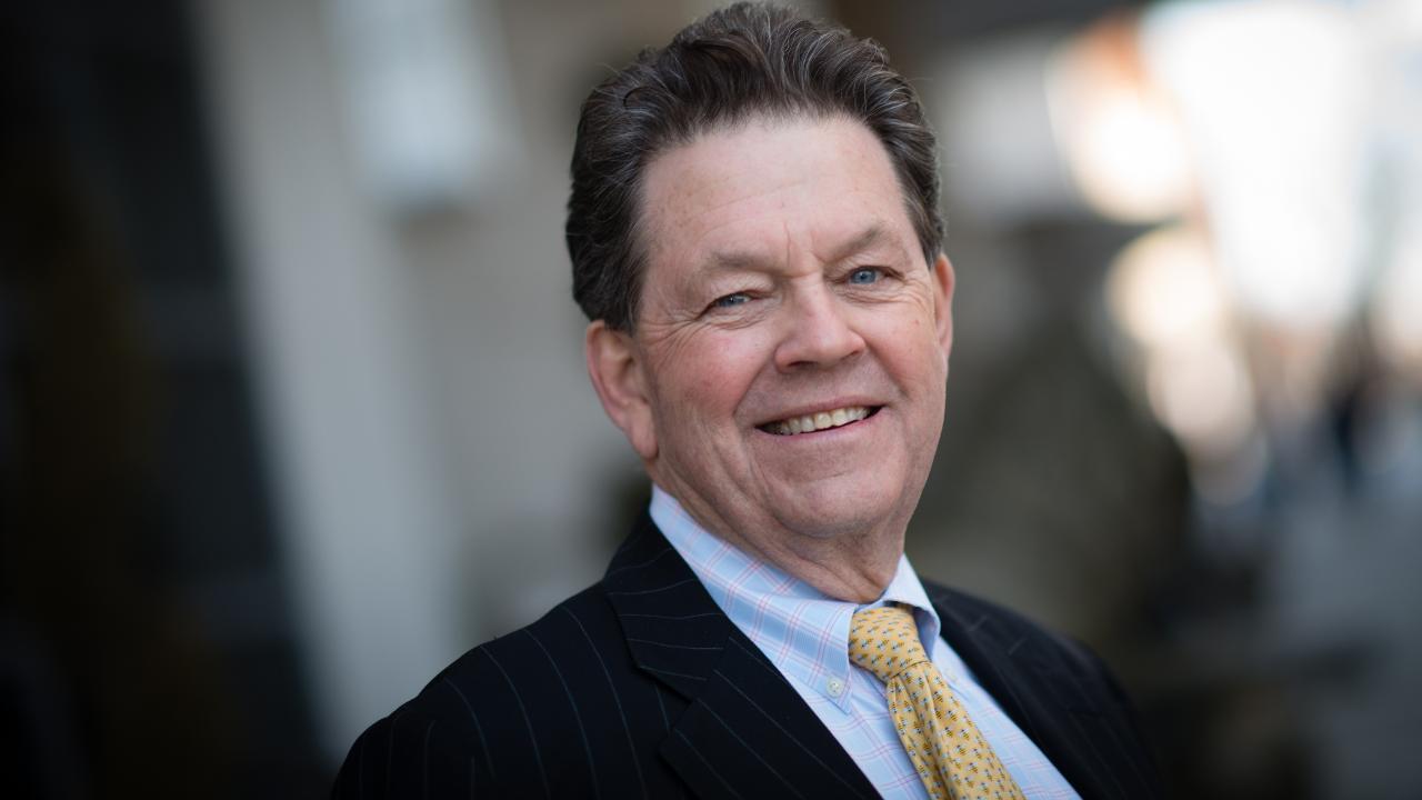If politicians regulate our businesses, we'll lose capitalism: Art Laffer