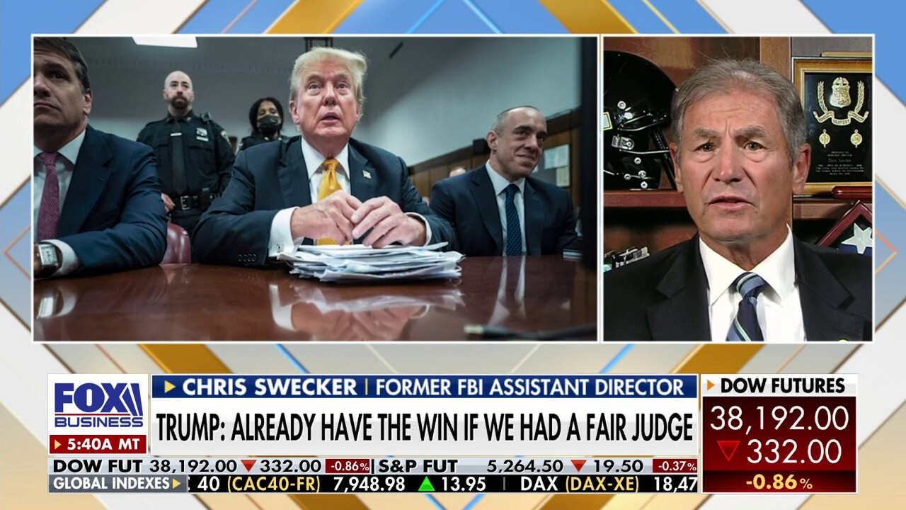 The longer the jury is out, the better it is for Trump: Chris Swecker