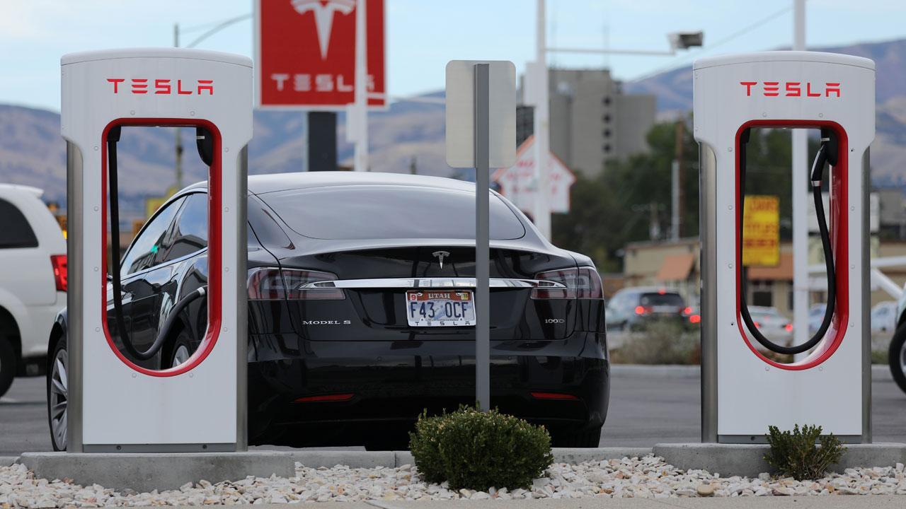 Concerns over Tesla's executive revolving door
