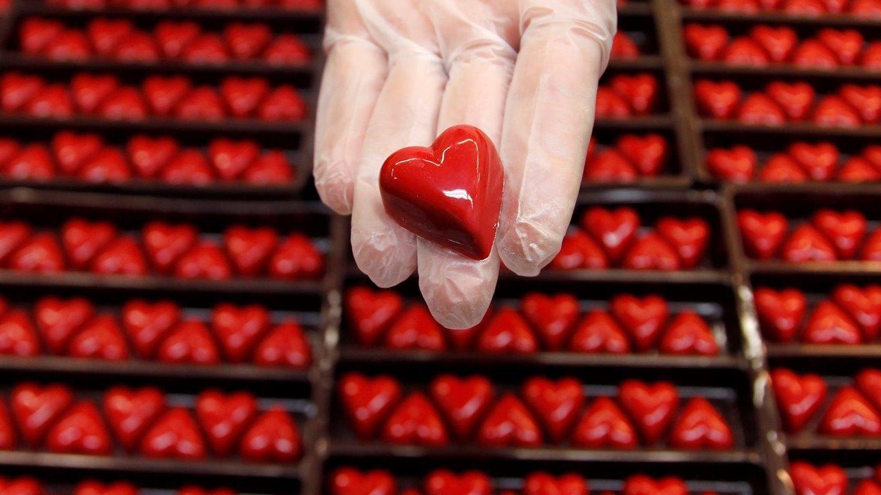 The big business behind the romance of Valentine's Day
