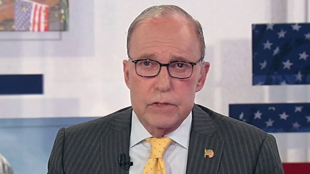 FOX Business host gives his take on infrastructure regulations and the state of the economy on 'Kudlow.'