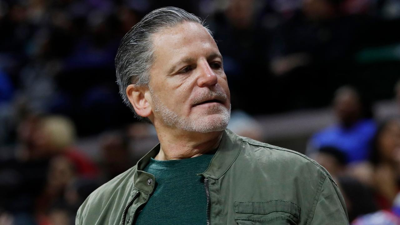 Cavaliers owner Dan Gilbert recovering from a stroke