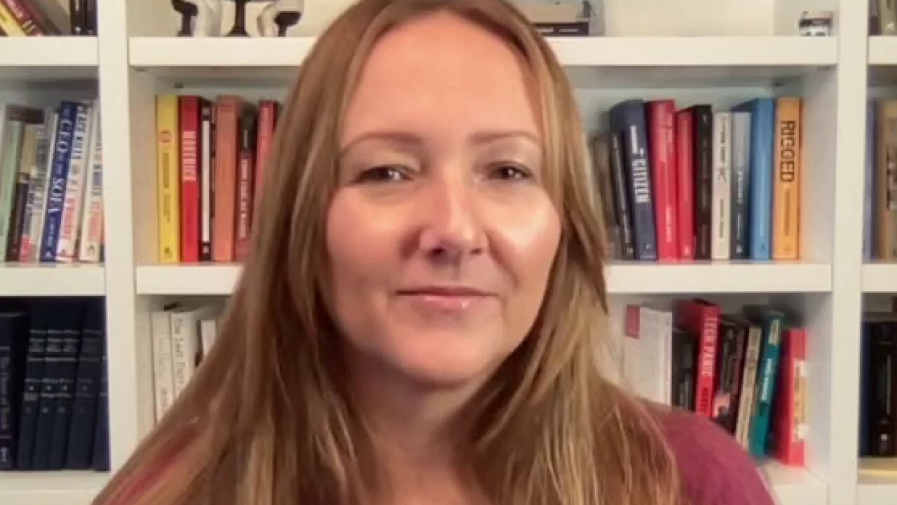 New York Post columnist on why she's moving to Florida