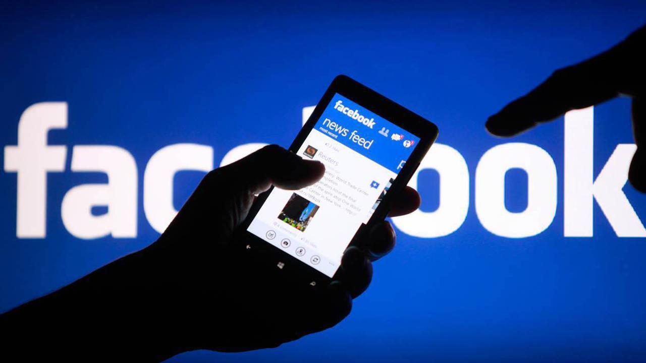 Zuckerberg in 2020? Facebook co-founder weighs in