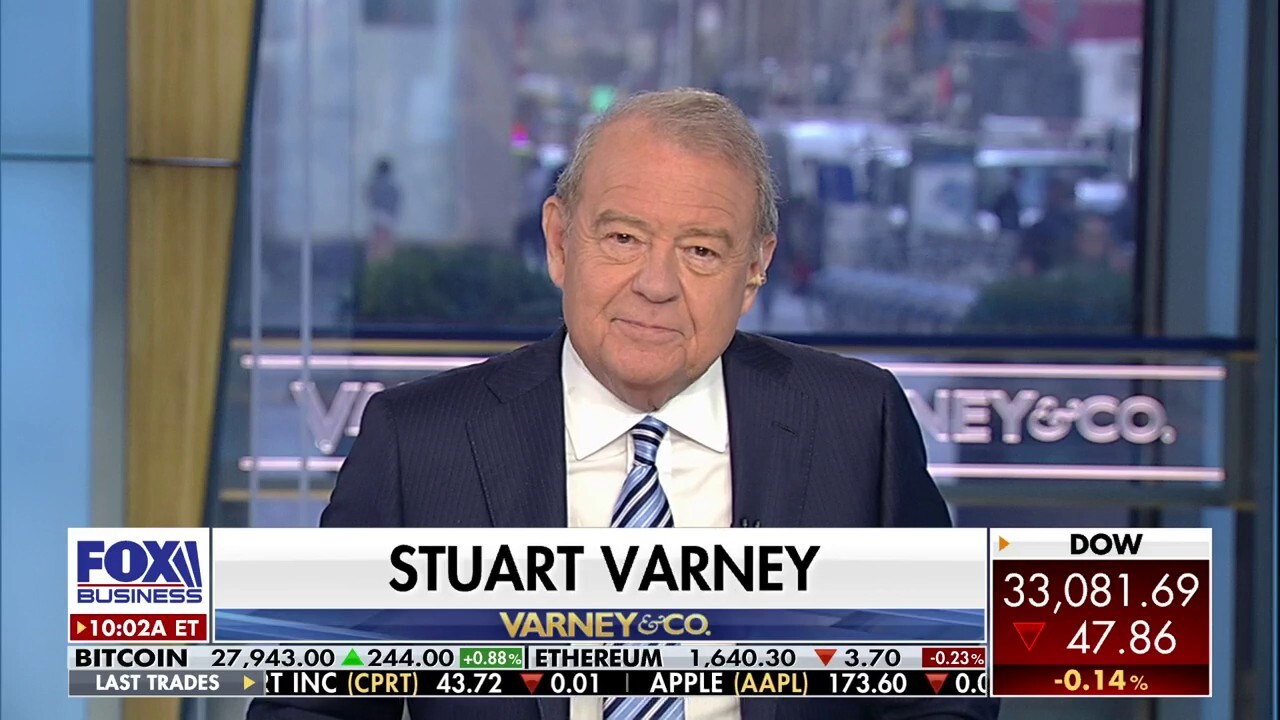 ‘Varney & Co.’ host Stuart Varney argues Republican infighting will distract voters from Biden's failures.