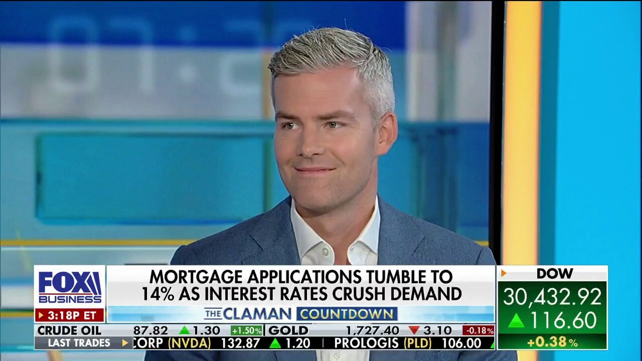 Serhant founder and CEO Ryan Serhant assesses the real estate market and discusses what's behind the tumble in U.S. mortgage applications on 'The Claman Countdown.'