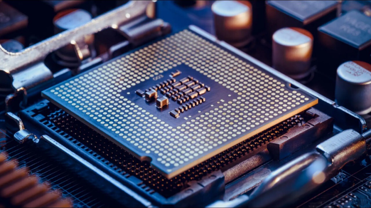 Intel CEO on chip shortage 