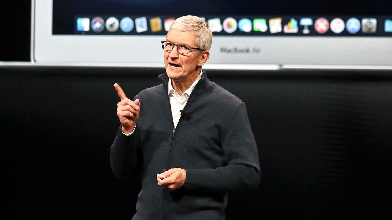 Apple CEO: US not ready for 'automation era' 