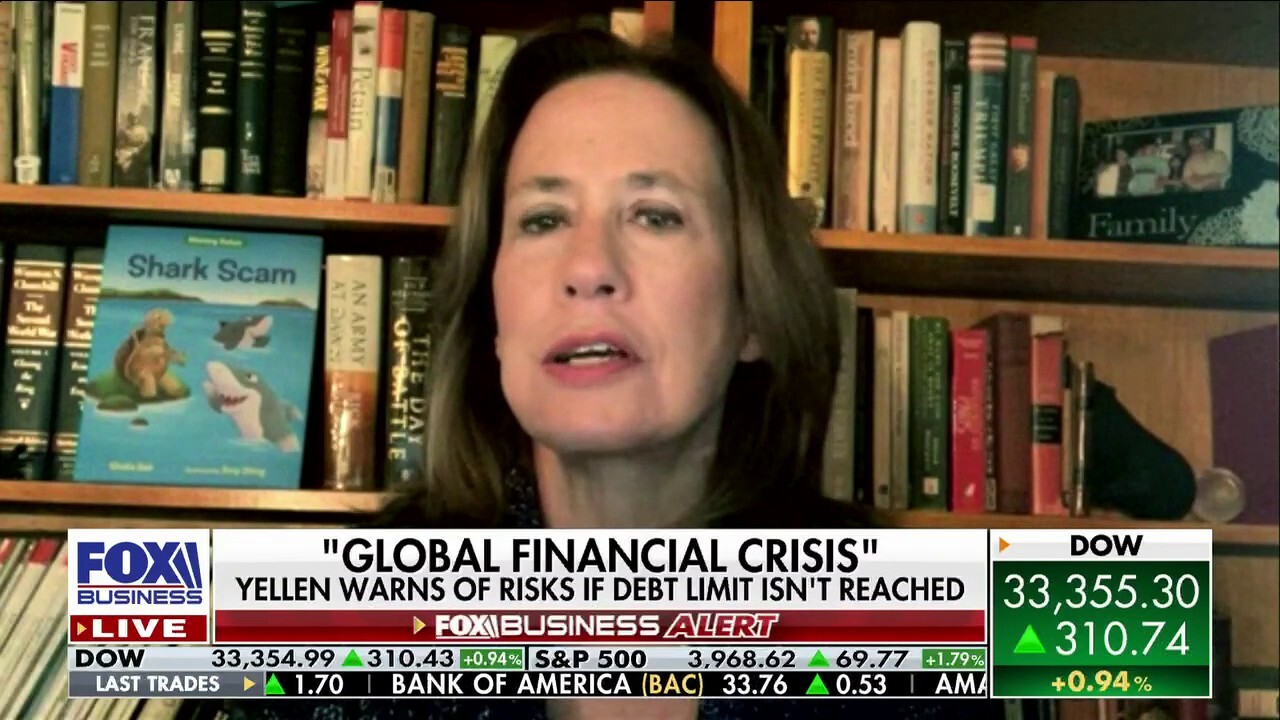 Former U.S. Federal Deposit Insurance Corporation chairperson Sheila Bair assesses the current debt situation, telling 'The Claman Countdown' government is on an 'unsustainable' spending path.