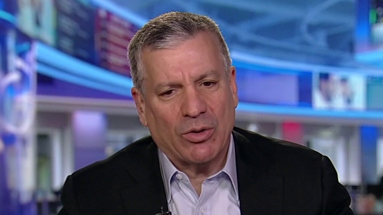 FOX Business' Charlie Gasparino reports Wall Street sources say cryptocurrency prices will need to compete with the Fed.