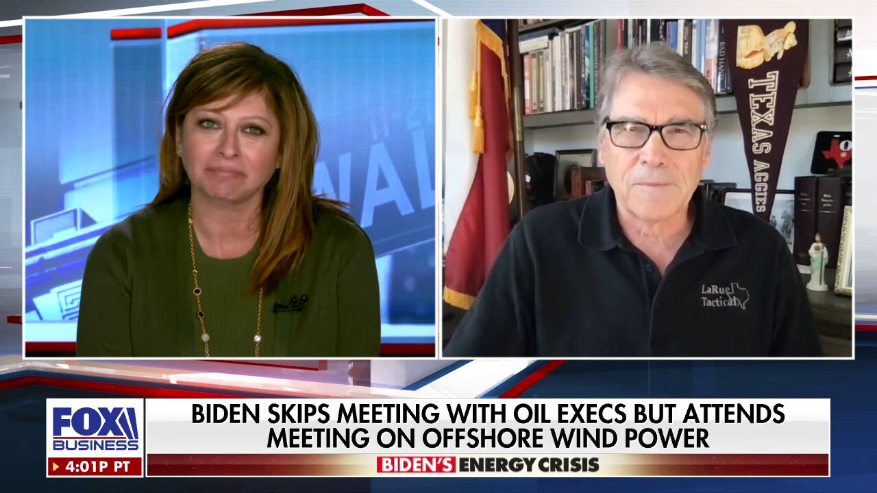 Biden 'stiffed' oil execs by not attending meeting at the White House: Rick Perry