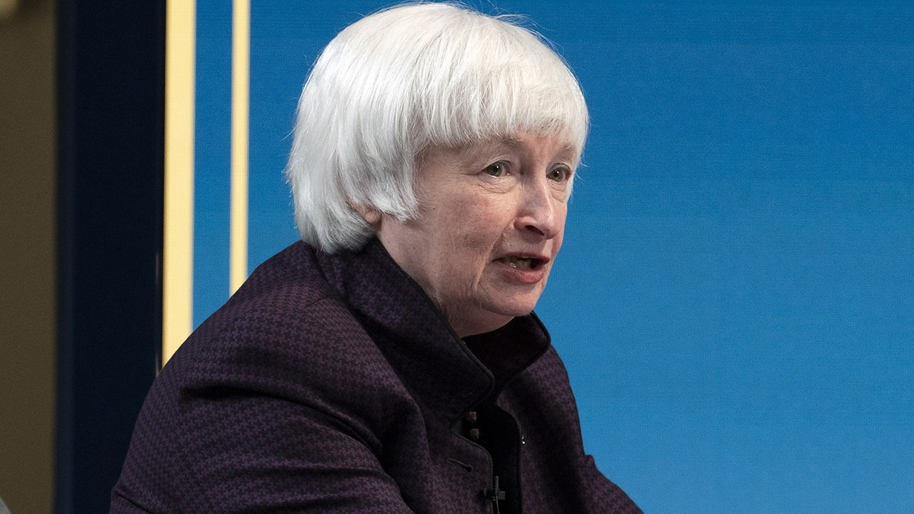 Sica: Why does Janet Yellen have any credibility at all?