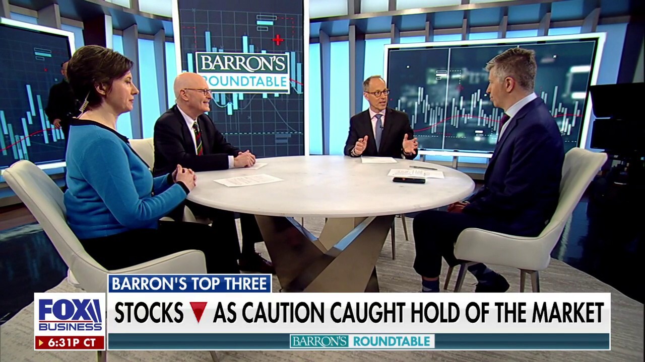 Barron's Ben Levisohn, Andrew Bary and Elizabeth O'Brien discuss the faltering stock market on 'Barron's Roundtable.' 