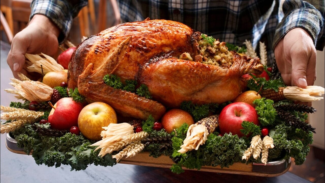 Kingsview Wealth Management Chief Investment Officer Scott Martin joined 'Kennedy' to weigh in on reports the average Thanksgiving turkey costs $34 and inflation's impact on food prices. 