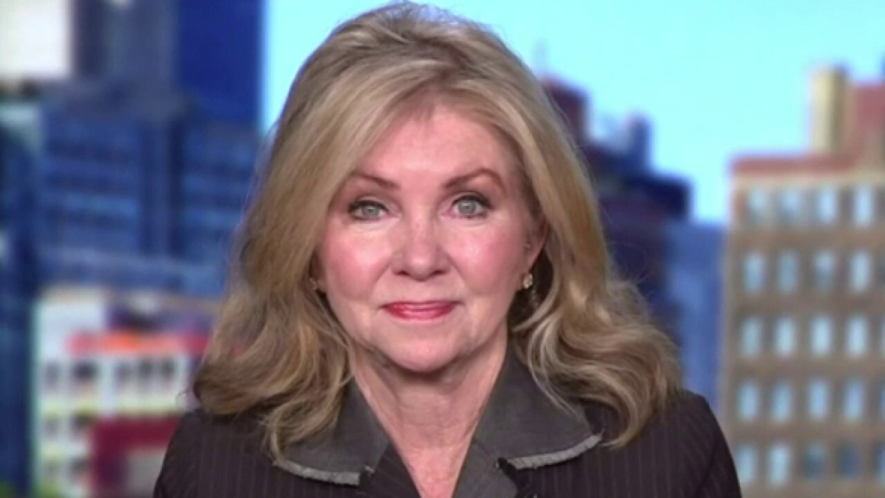  Sen. Marsha Blackburn, R-Tenn., shreds President Biden's failed border policies on 'Kudlow.'