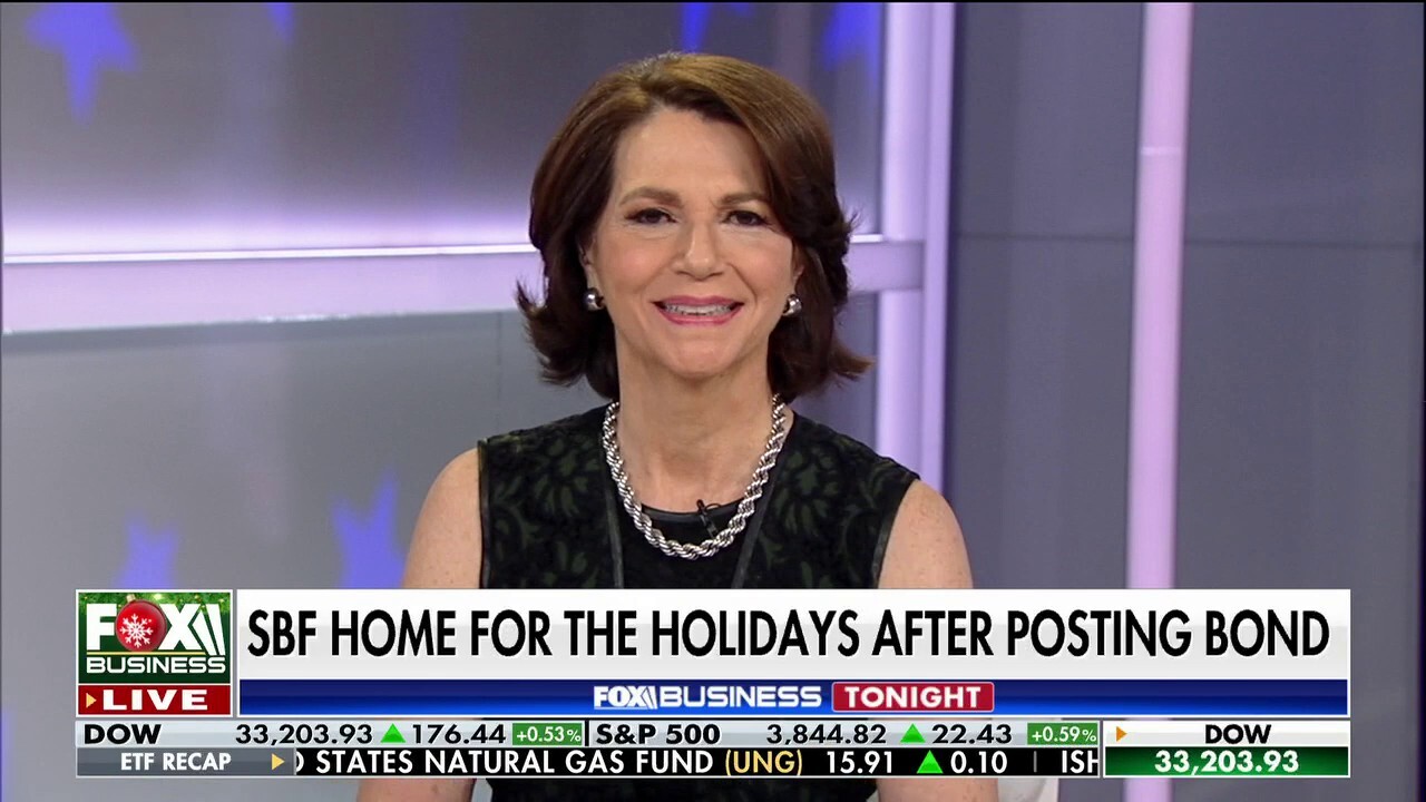 Fox News contributor Mary O’Grady discusses FTX CEO Sam Bankman-Fried heading home for the holidays after posting $250 million bond on ‘Fox Business Tonight.’