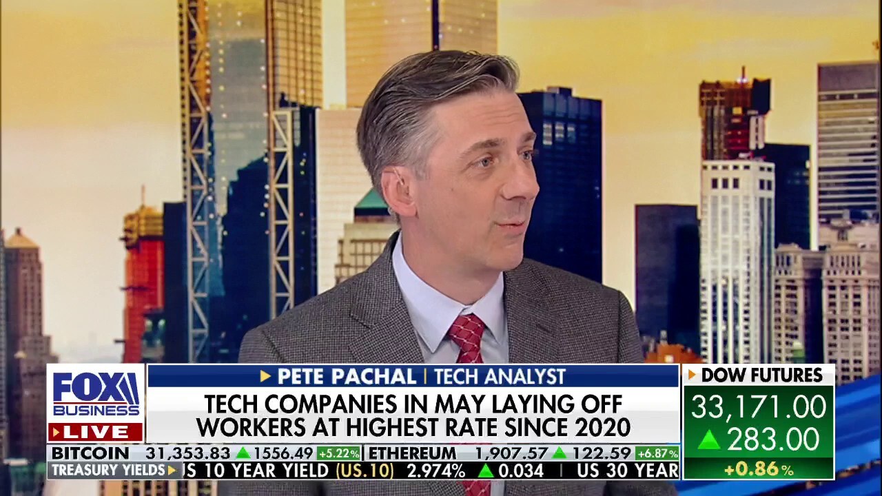 Pete Pachal, CoinDesk's chief of staff for the content team, argues Elon Musk’s tech layoff announcement is due to the bad ‘economy.’